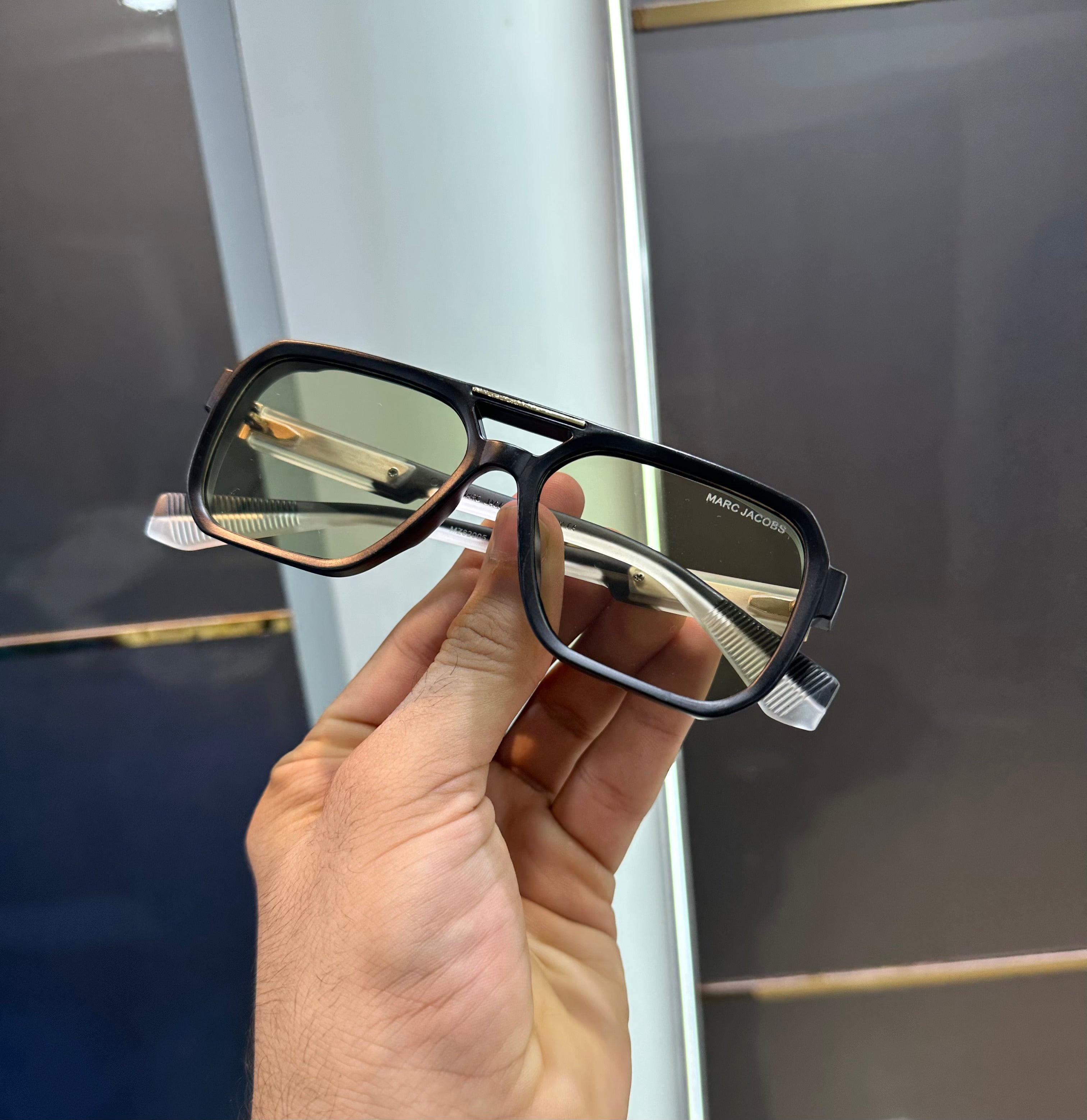 Marc Jacobs Black Green 2005 Ultimate Luxury Shade With Original Packaging