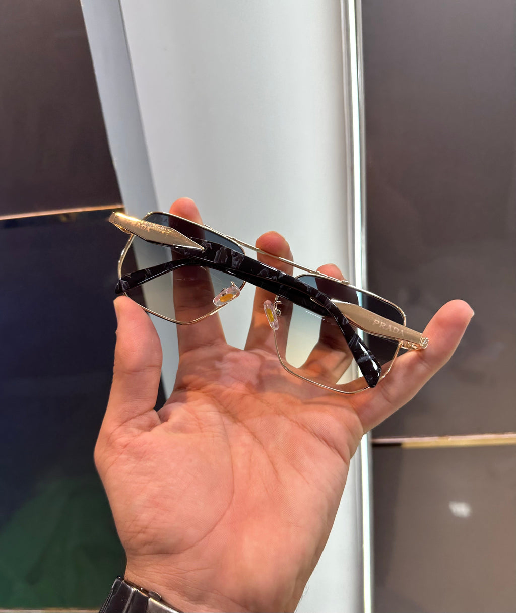 Prad a Shaded 5G62 Ultimate Luxury Shade With Original Packaging