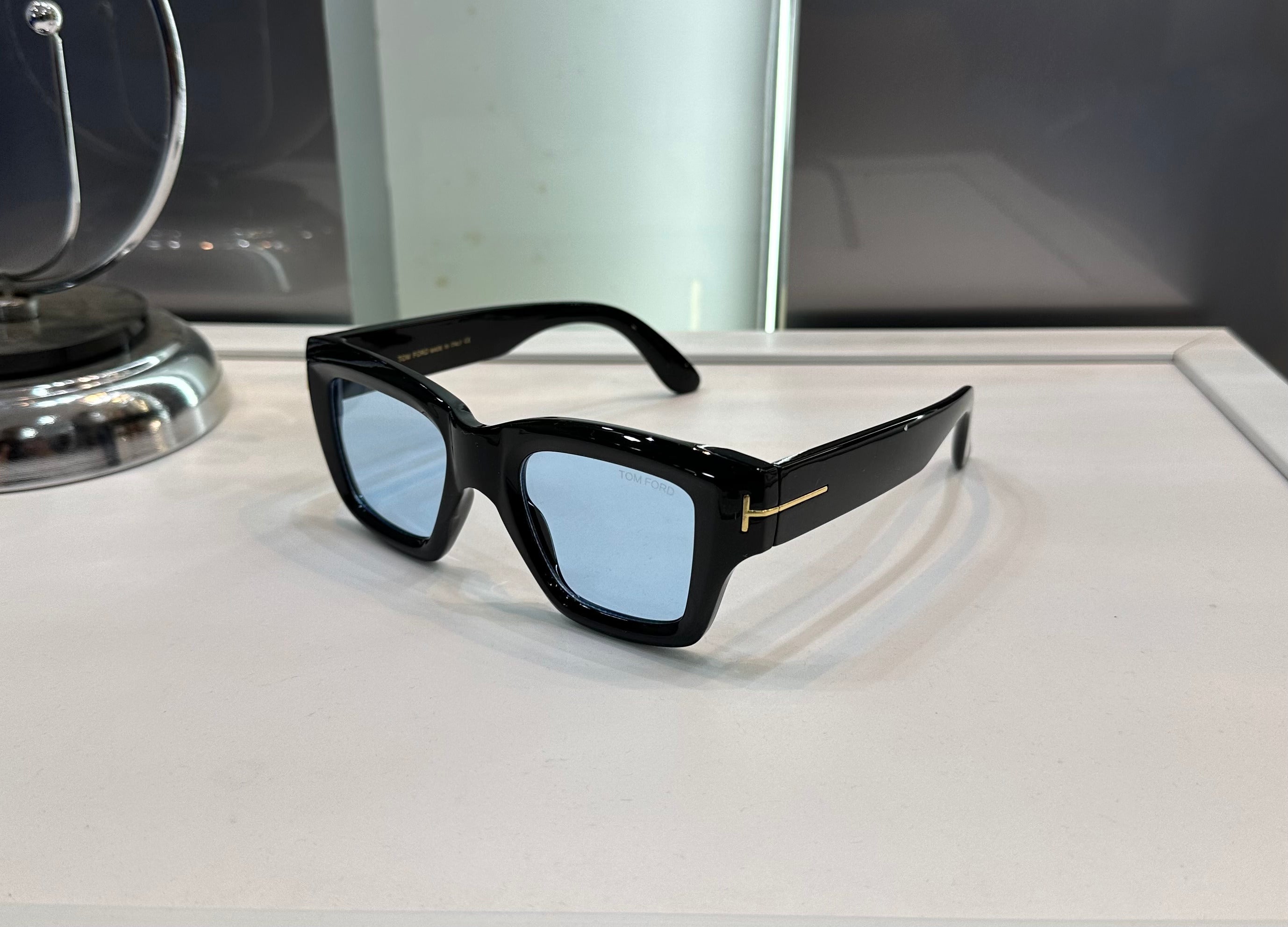 Tom For d Blue 4184 Ultimate Luxury Shade With Original Packaging