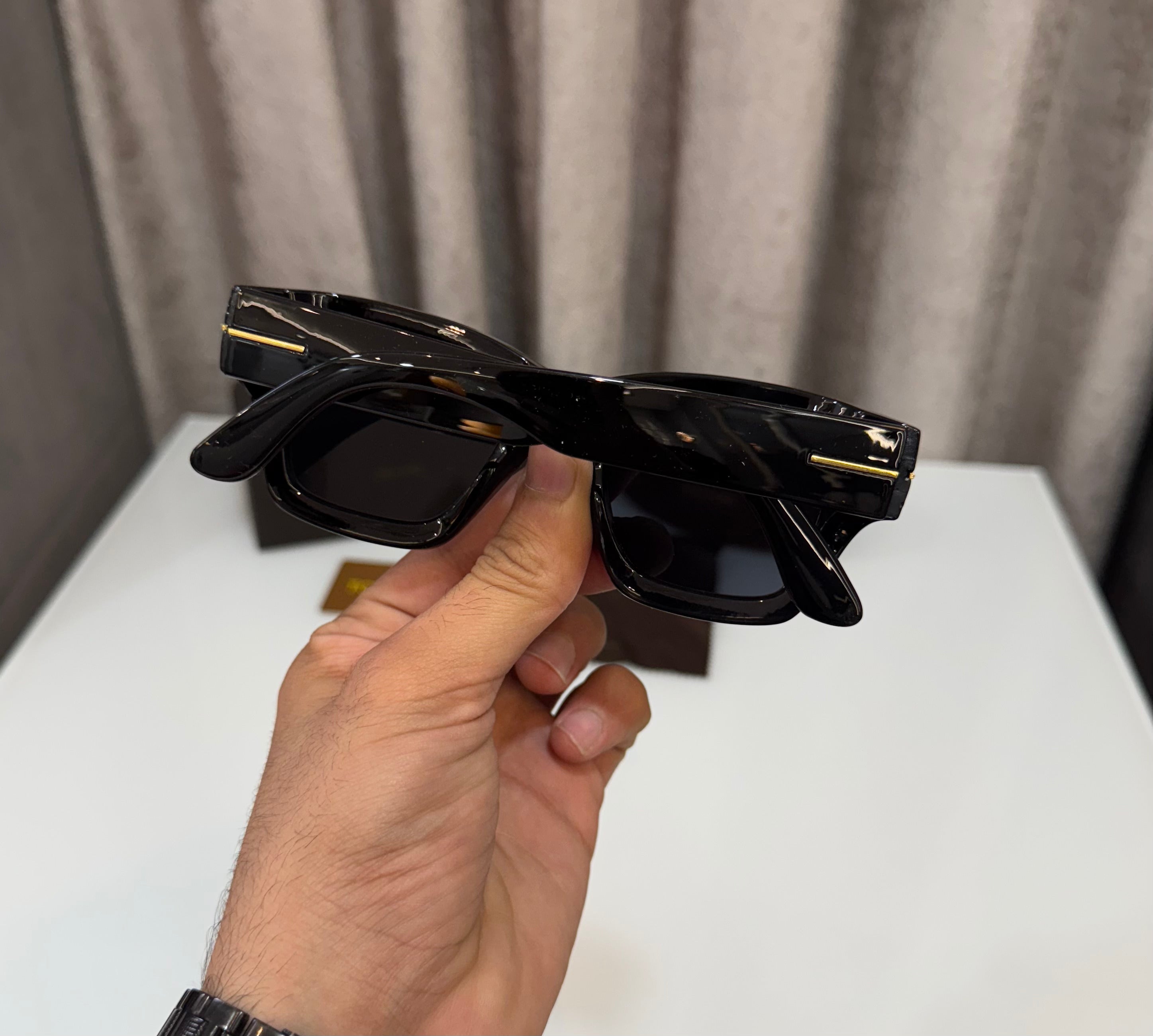 Tom For d Black 4184 Ultimate Luxury Shade With Original Packaging