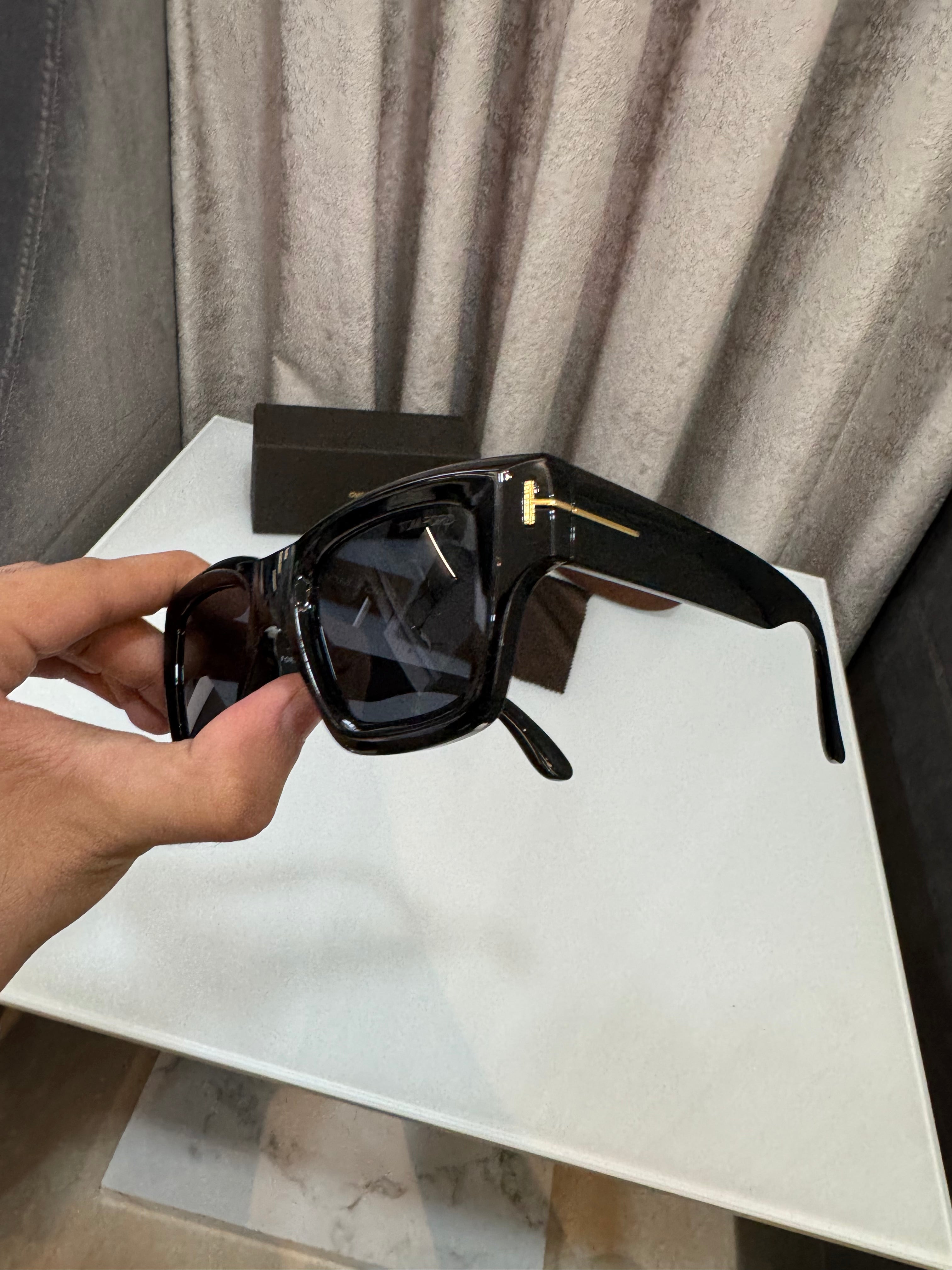 Tom For d Black 4184 Ultimate Luxury Shade With Original Packaging