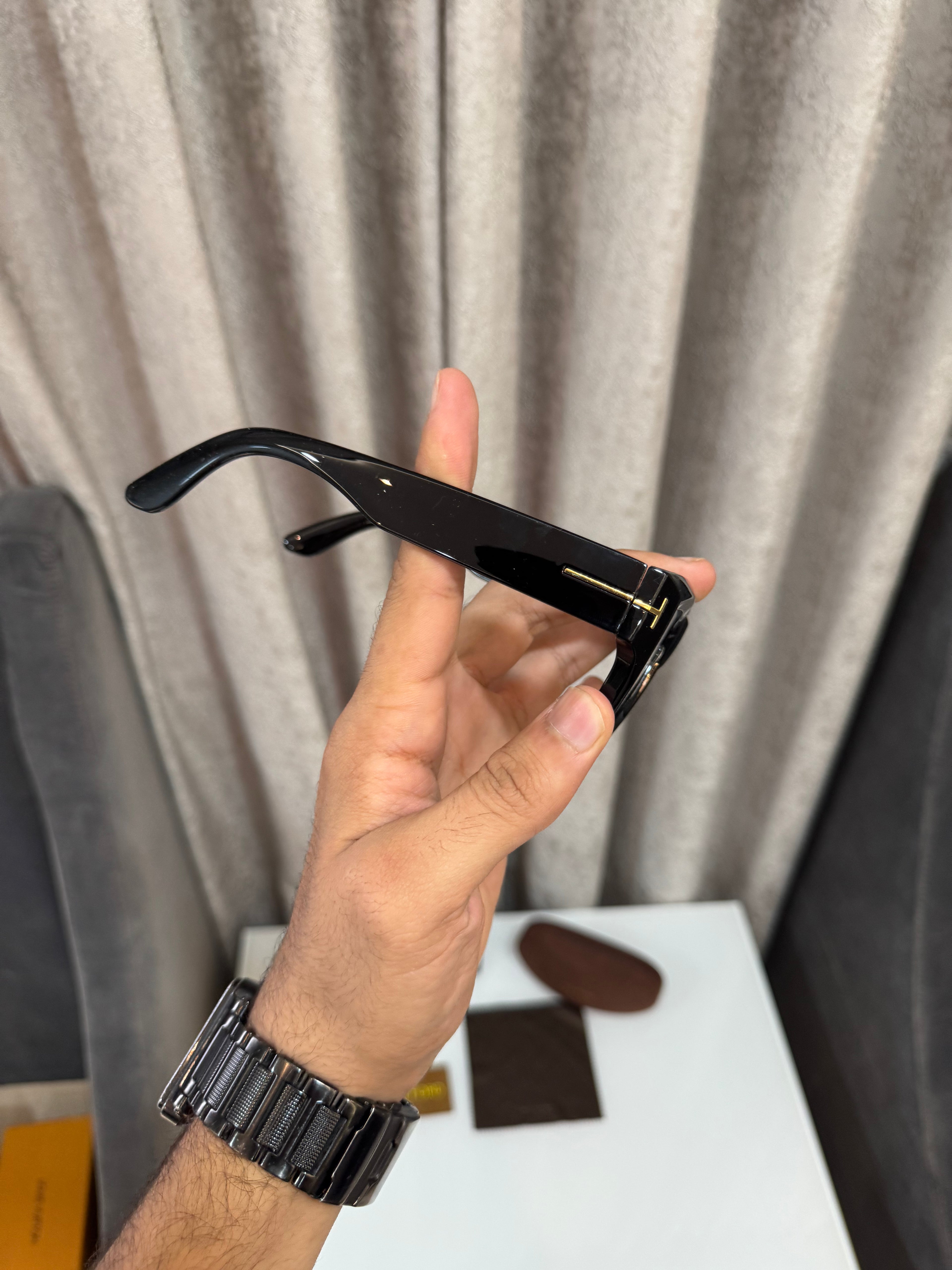 Tom For d Black 4184 Ultimate Luxury Shade With Original Packaging