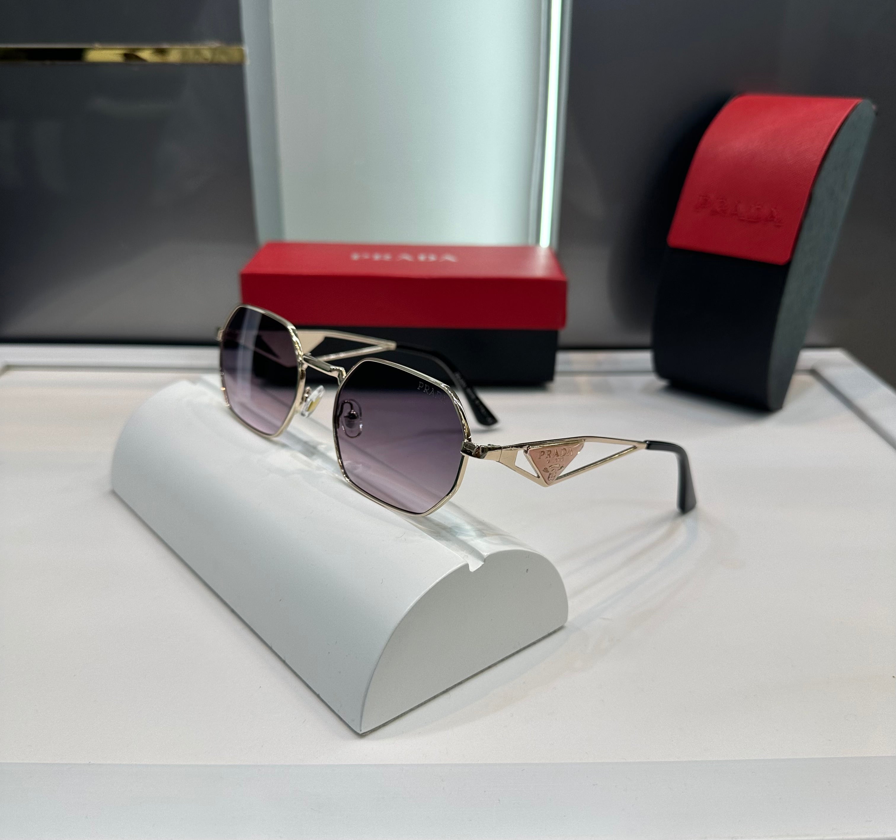 Prad a Black 3047 Ultimate Luxury Shade With Original Packaging