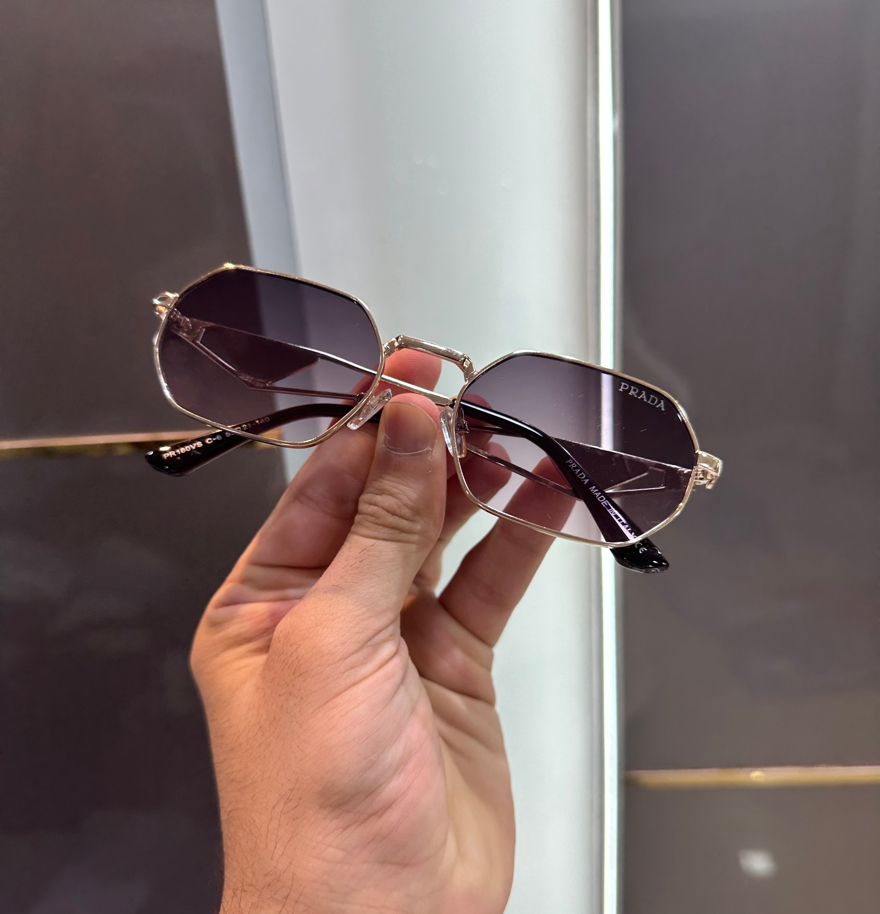 Prad a Black 3047 Ultimate Luxury Shade With Original Packaging