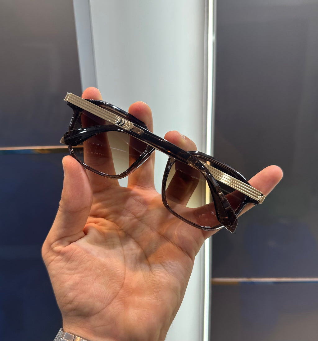 Prad a Brown Ultimate Luxury Shade With Original Packaging