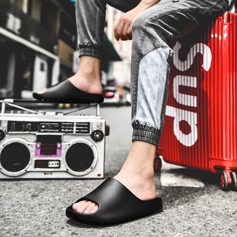 CUBICS Yezy Foam Slides - Black