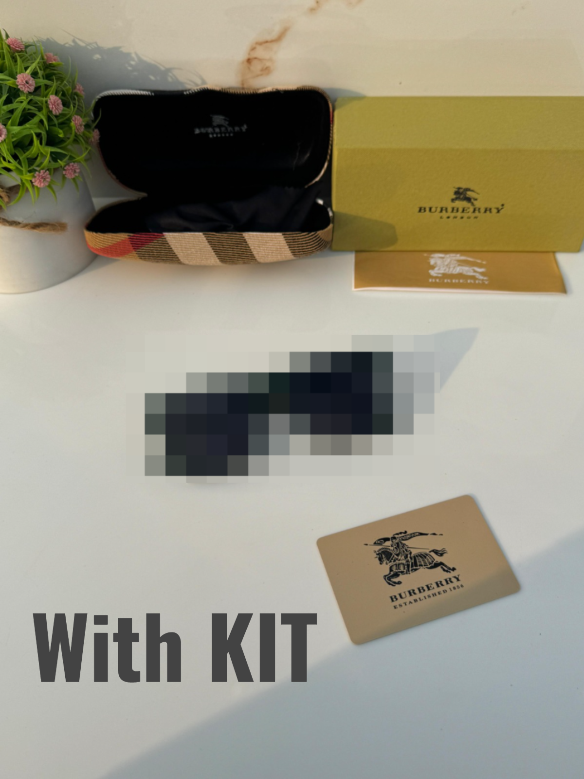 Burberr y Black 3067 Ultimate Luxury Shade With Original Packaging